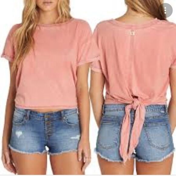 Billabong blush Tie Breaker Short Sleeve TShirt back tie Sz-Medium - Picture 1 of 11